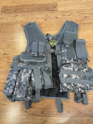 Nwt condor tactical - nwt, molle