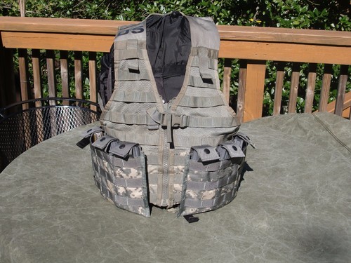 Molle fighting load - , ii